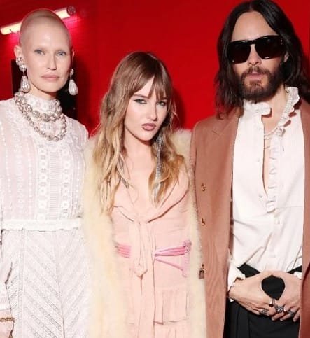 victoria de angelis glamour e stile alla sfilata di maison valentino   180orecom | moda  intrattenimento  tecnologia 