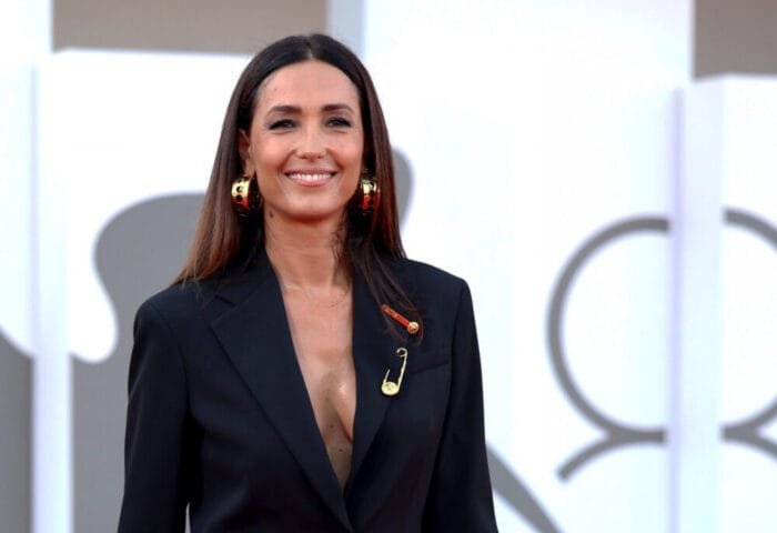 caterina balivo e il suo sorprendente abito da sposa solo 150 euro   180orecom | moda  intrattenimento  tecnologia 